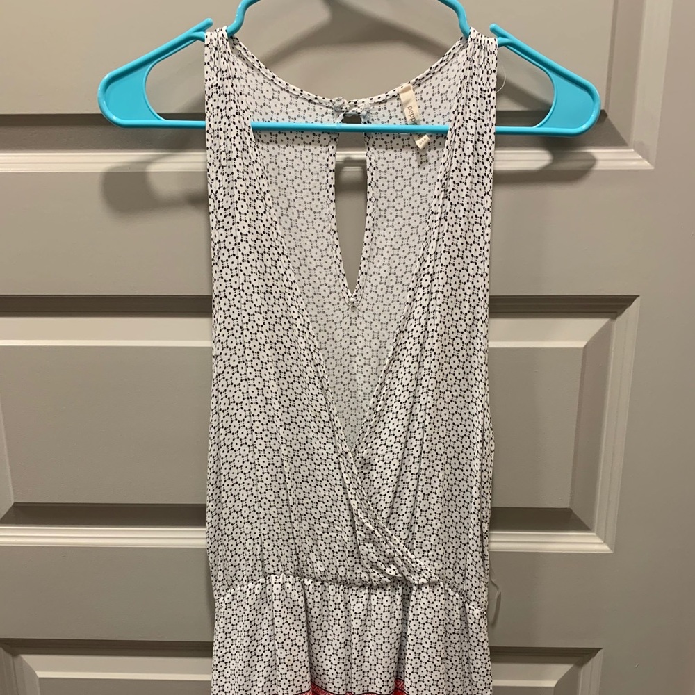 Romper - Picture 3 of 4